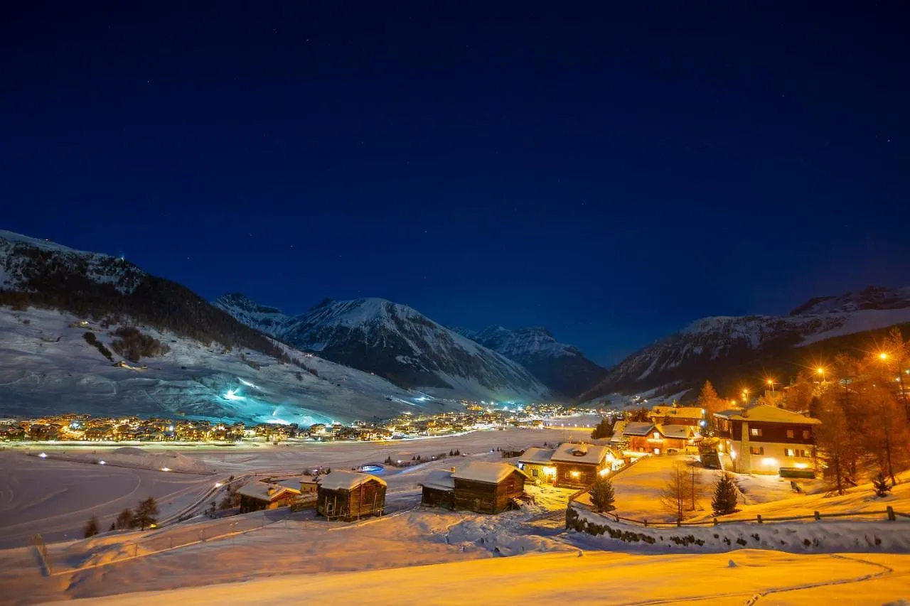 Casa Silvia Ski In - Happy Rentals Livigno Apartment